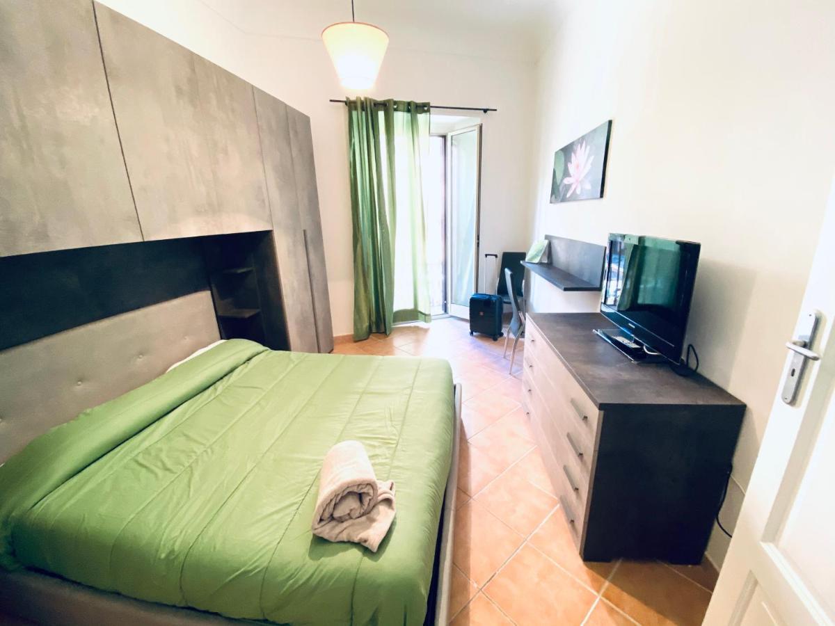 Skip Intro Apartment Taormina Buitenkant foto