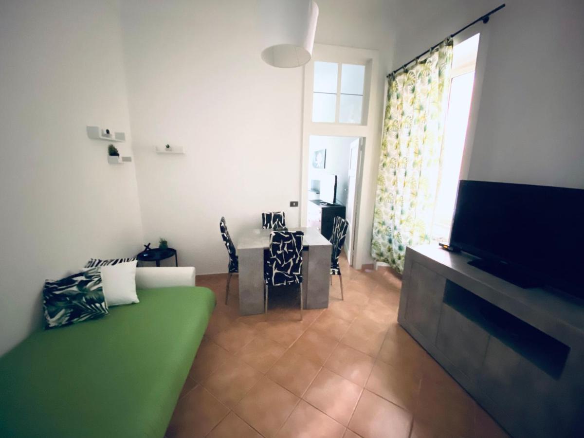 Skip Intro Apartment Taormina Buitenkant foto